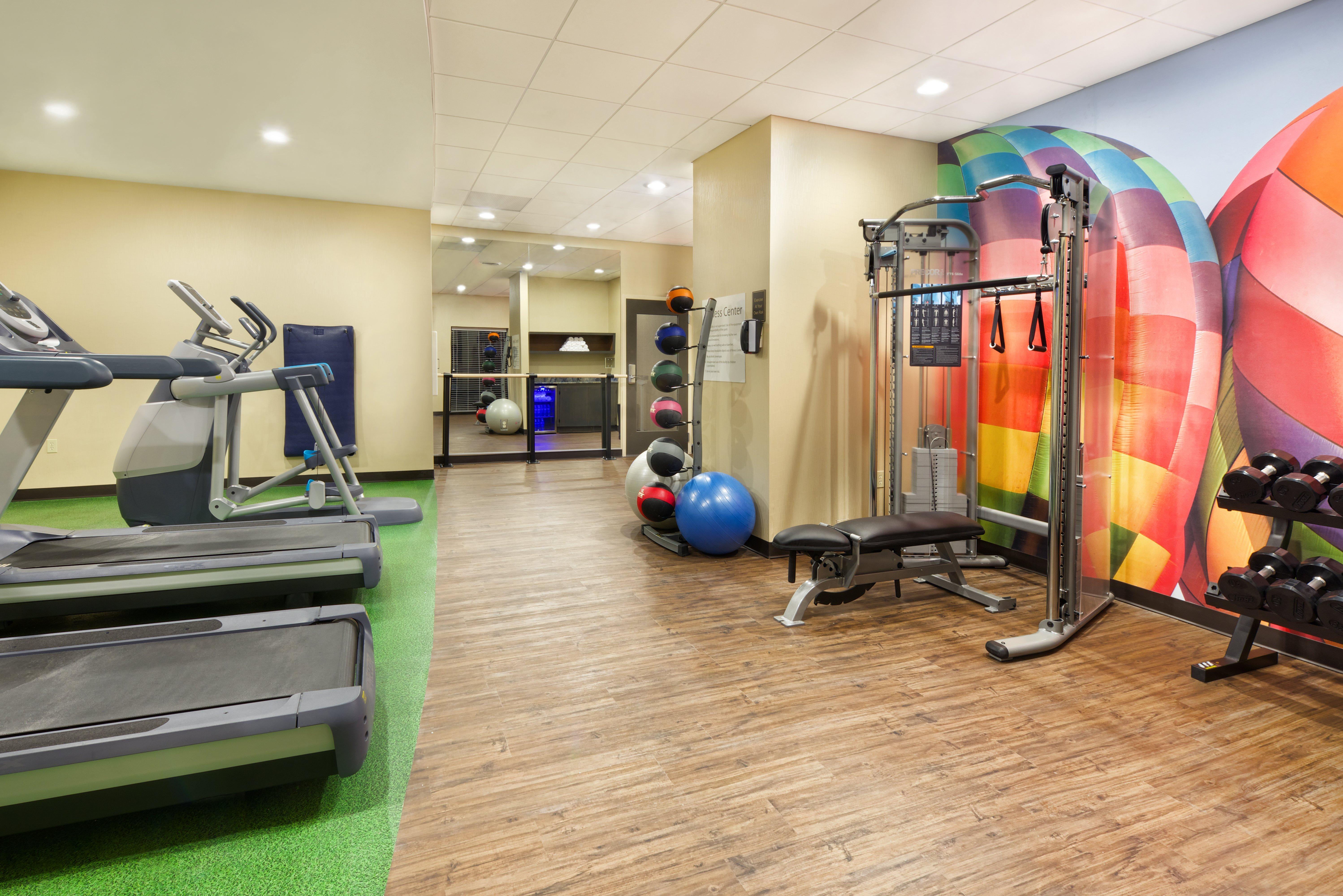 Hotel Indigo Cleveland Beachwood By Ihg Екстер'єр фото